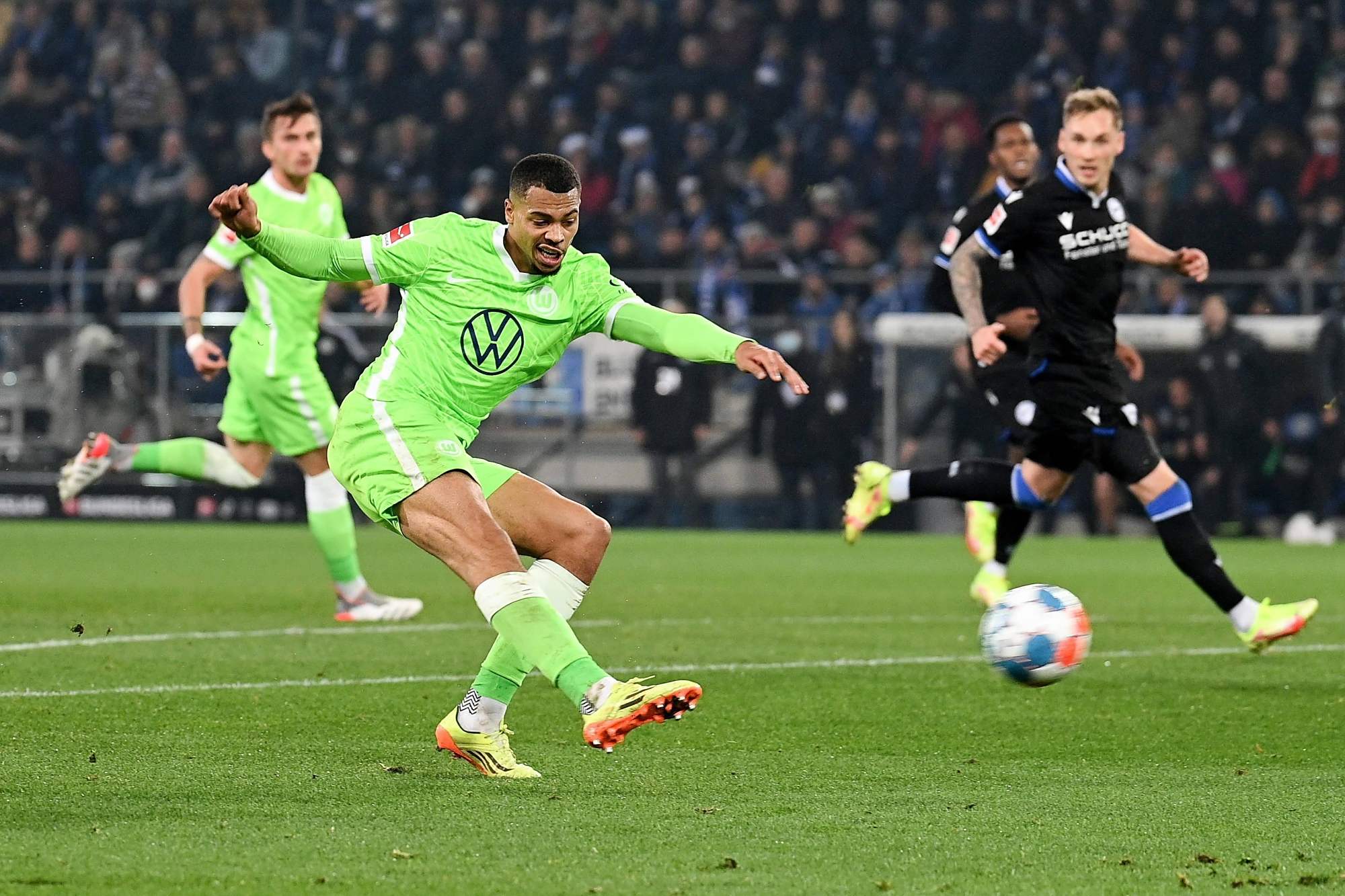 以在激烈的 以在激烈的