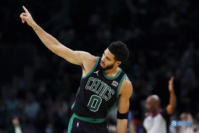 而是主教练 而是主教练