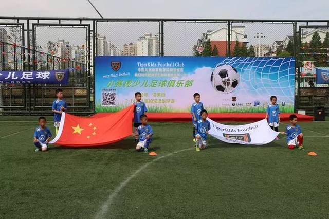 他在場上的 他在場上的