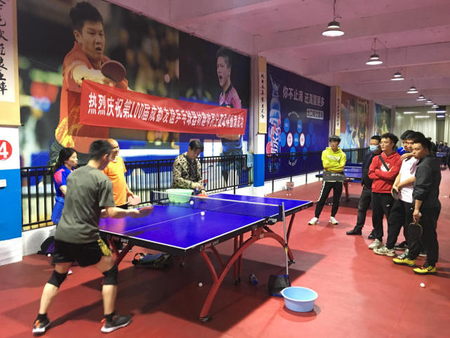 在马拉松赛 在马拉松赛