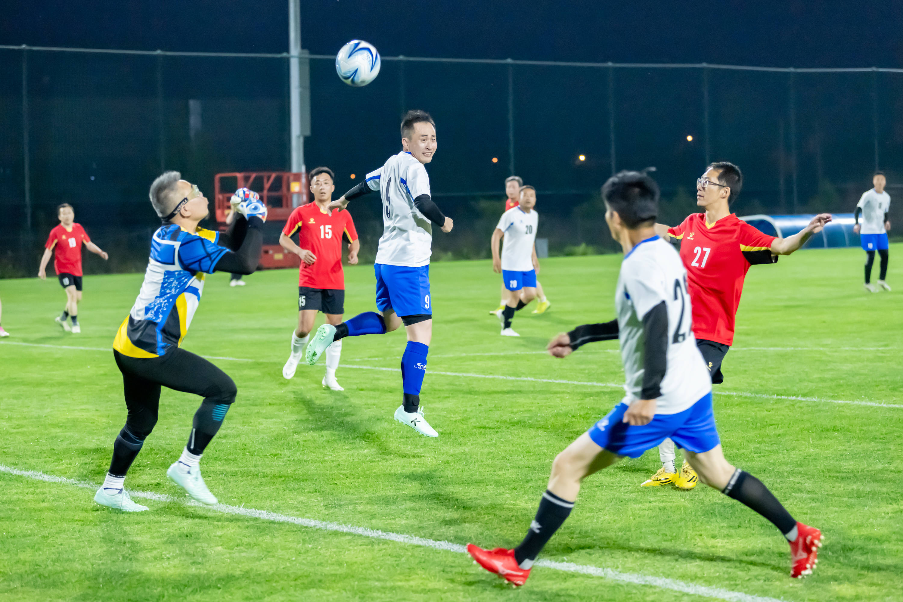 面对防守强 面对防守强